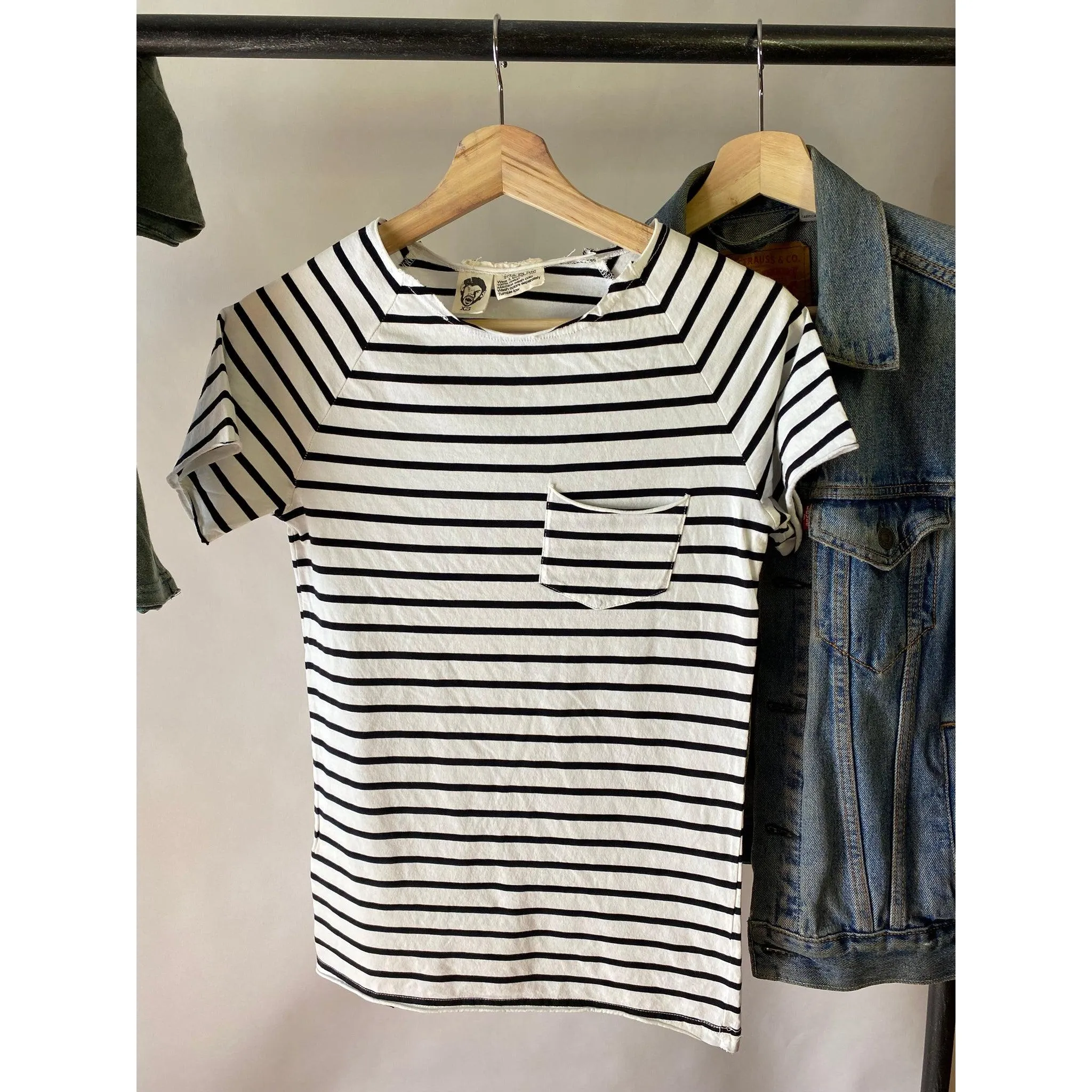 Pugsley Raw Neck